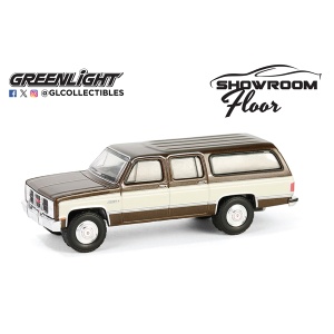 greenlight-gl68060e-1986-gmc-suburban-modelauto-1-64-a