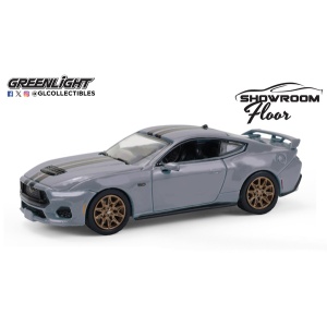 greenlight-gl68070b-2024-ford-mustang-gt-1-64-a